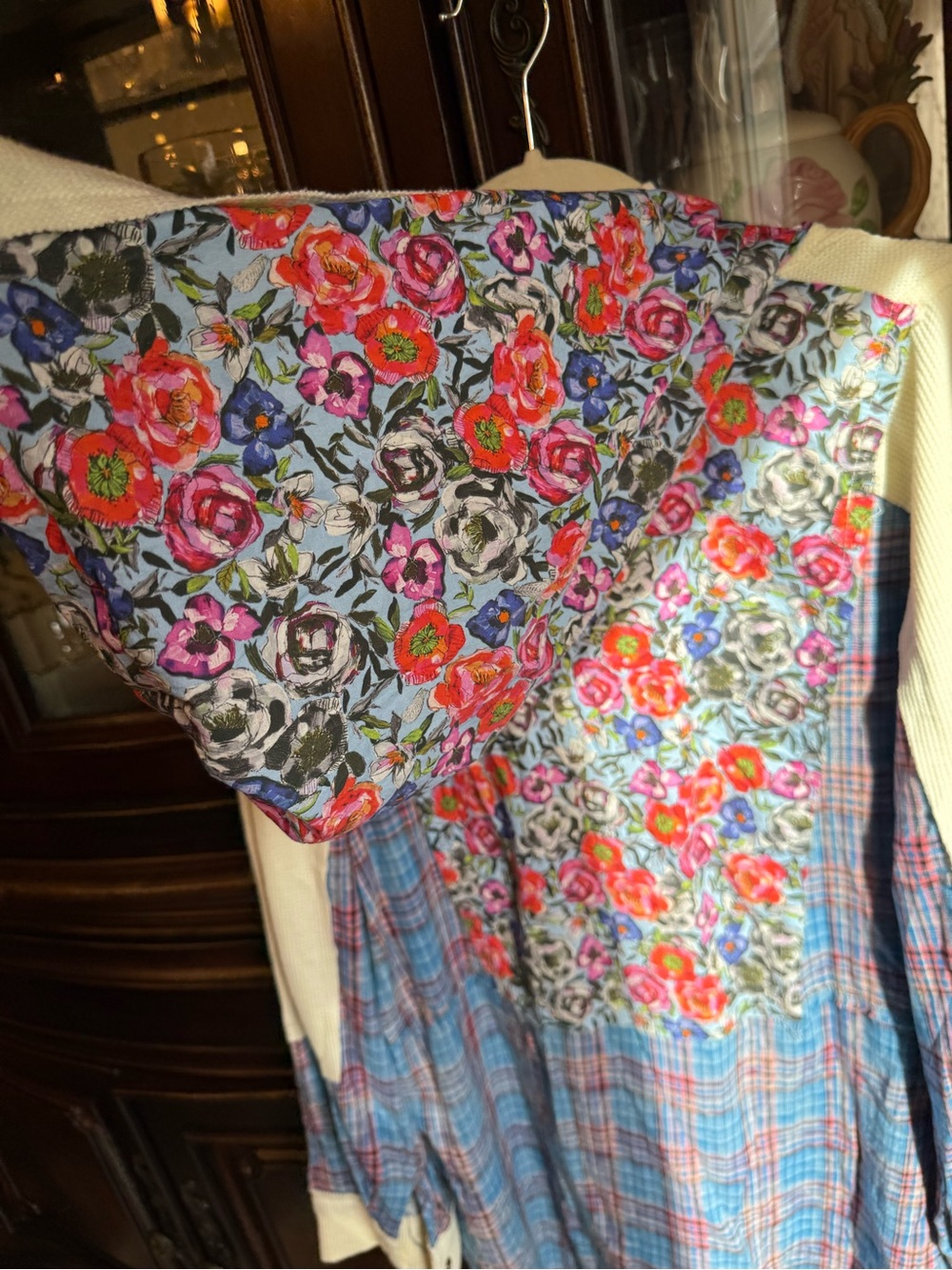 POL Floral Plaid Long Sleeve Top in Blue & Cream 45Size Large - Picture 7 of 7